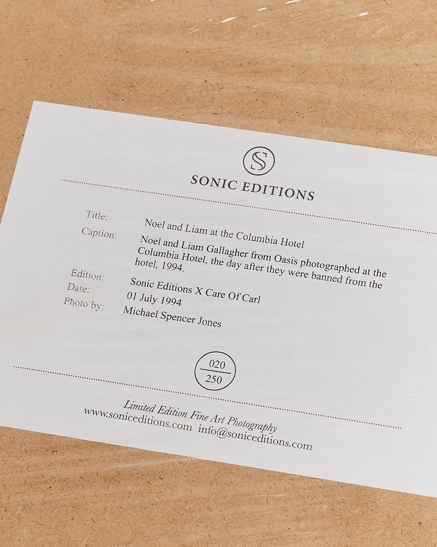 Herren | Bilder | Sonic Editions | Framed Noel & Liam At The Hotel
