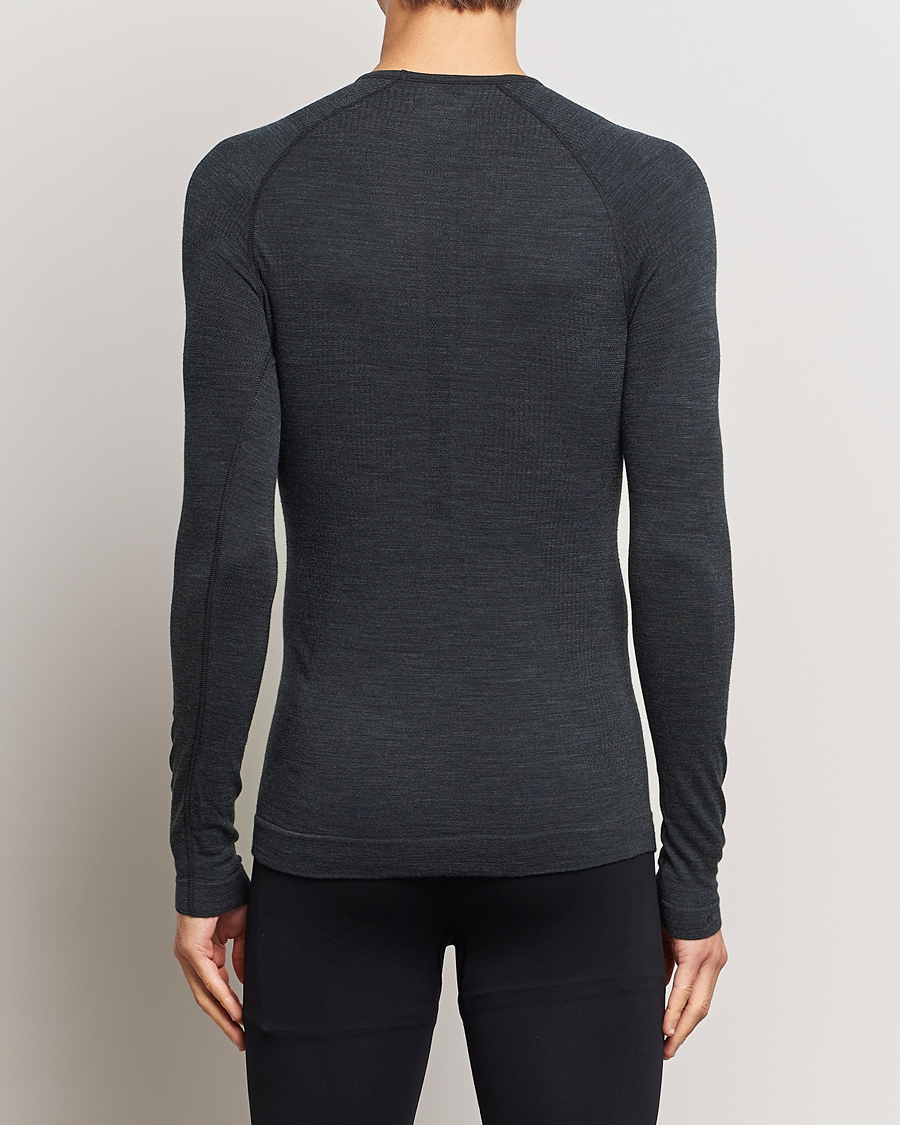 Men | T-Shirts | Falke Sport | Falke Long Sleeve Wool Tech Shirt Black
