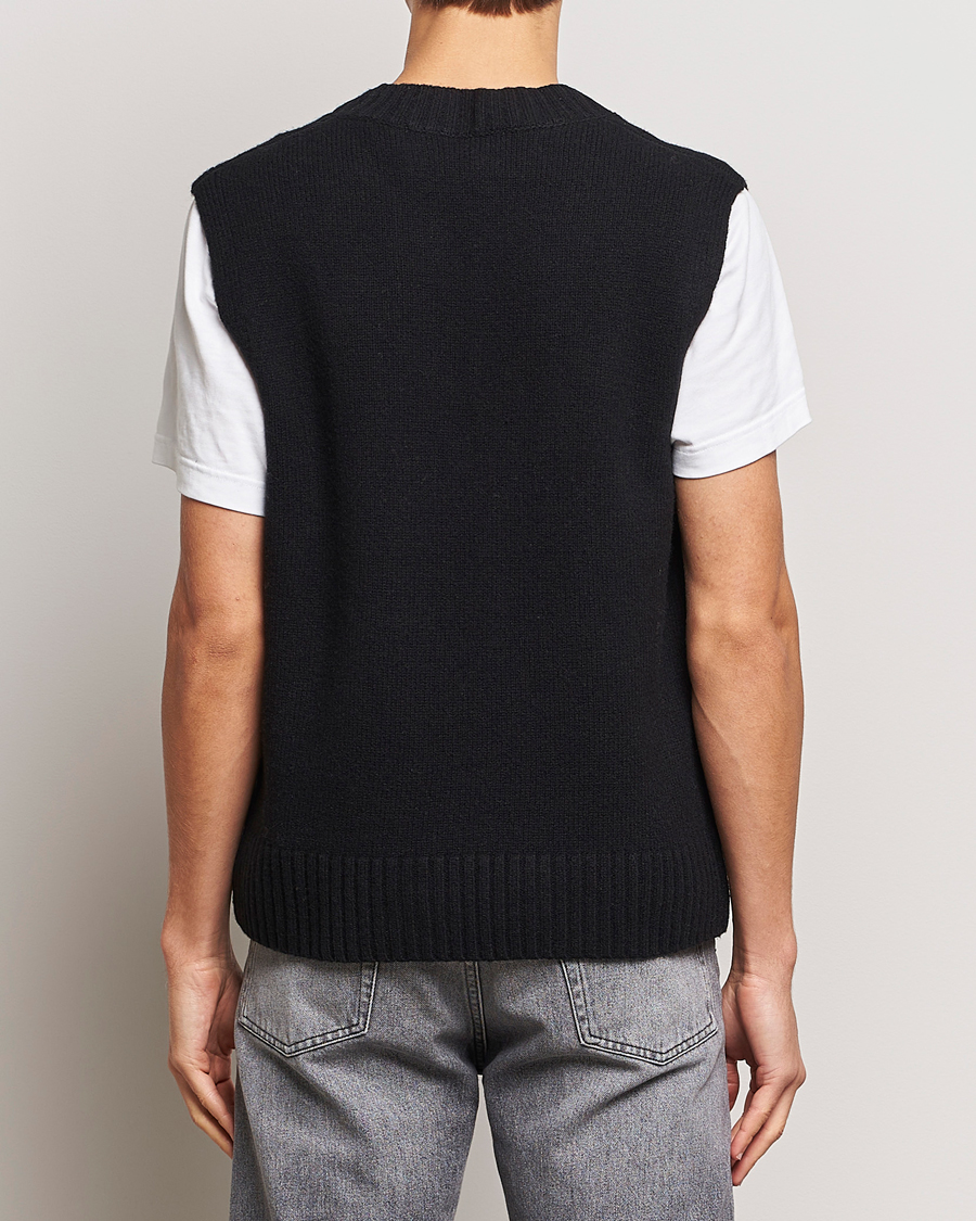 Herren | Pullover | A Day's March | Wigtown Lambswool Vest Black