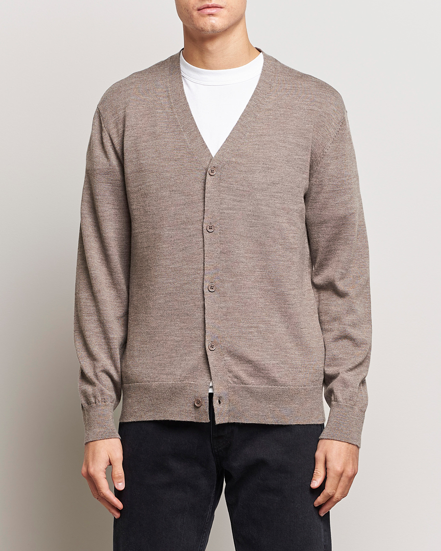 Herren | Pullover | A Day's March | Oca Merino Cardigan Taupe Melange