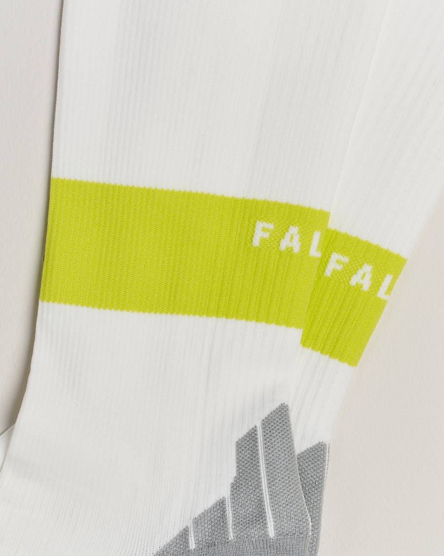 Herren | Kleidung | Falke Sport | Falke RU Compression Running Socks White