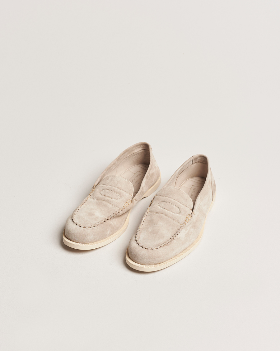 Herren | Handgefertigte Schuhe | John Lobb | Pace Summer Loafer Sand Suede