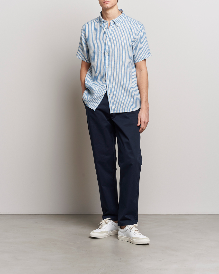 Herren | Hemden | LES DEUX | Kris Linen Striped Short Sleeve Shirt Blue/Ivory