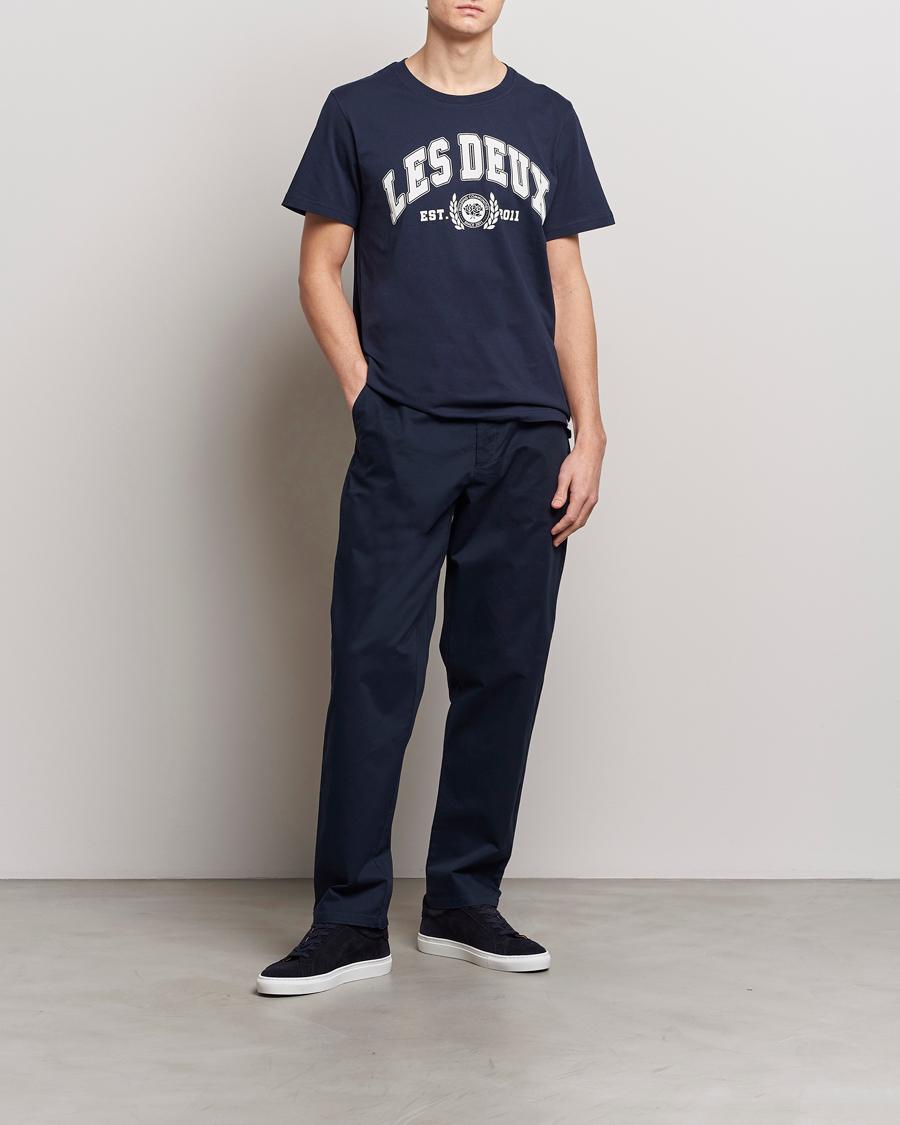 Herren | T-Shirts | LES DEUX | University T-Shirt Dark Navy