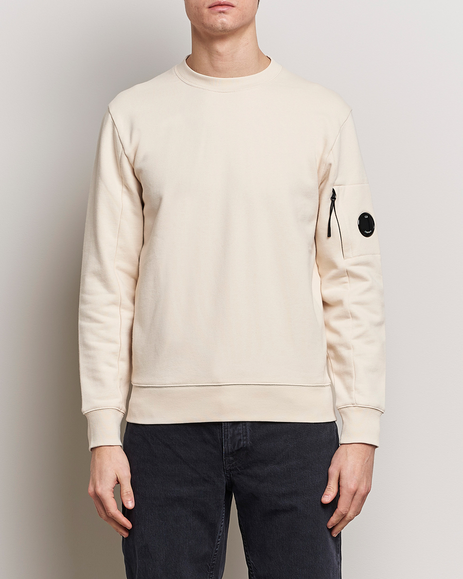 Herren | Contemporary Creators | C.P. Company | Diagonal Raised Fleece Lens Sweatshirt Ecru
