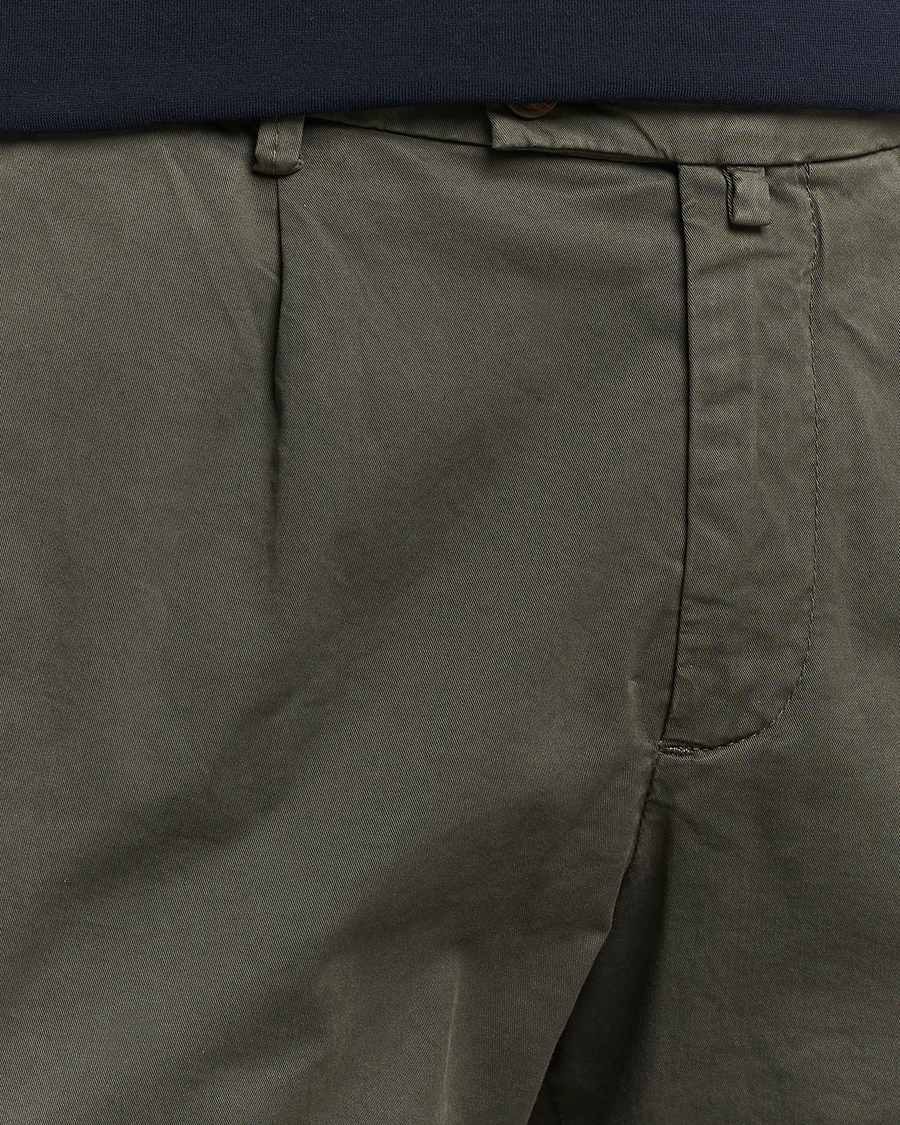 Herren | Shorts | Briglia 1949 | Pleated Cotton Shorts Olive