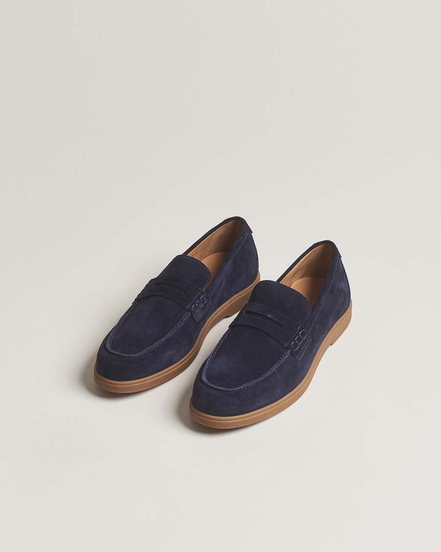 Herren | Handgefertigte Schuhe | Loake 1880 | Lucca Suede Penny Loafer Navy