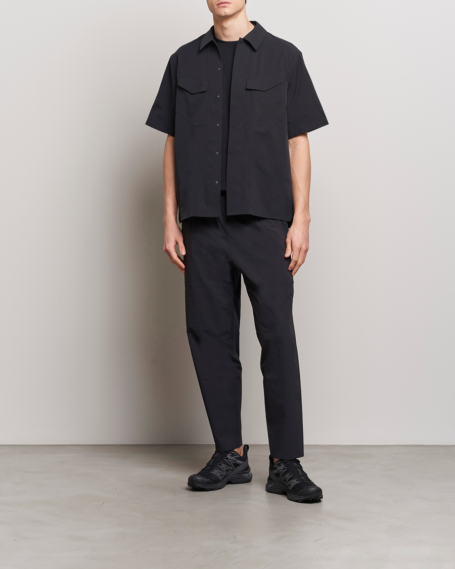 Herren | Hemden | Arc'teryx Veilance | Field Short Sleeve Shirt Black