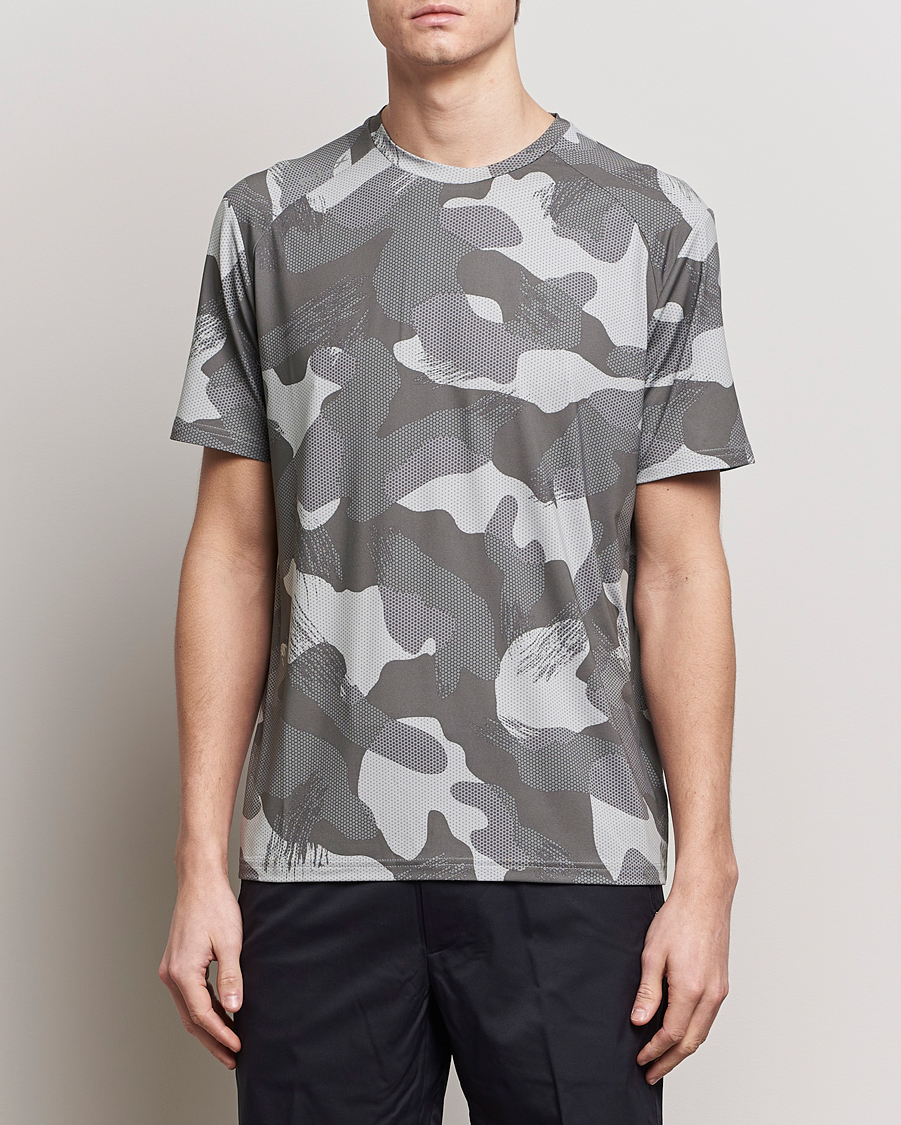 Herren | Kurzarm T-Shirt | RLX Ralph Lauren | Peached Airflow Camo Crew Neck T-Shirt Grey