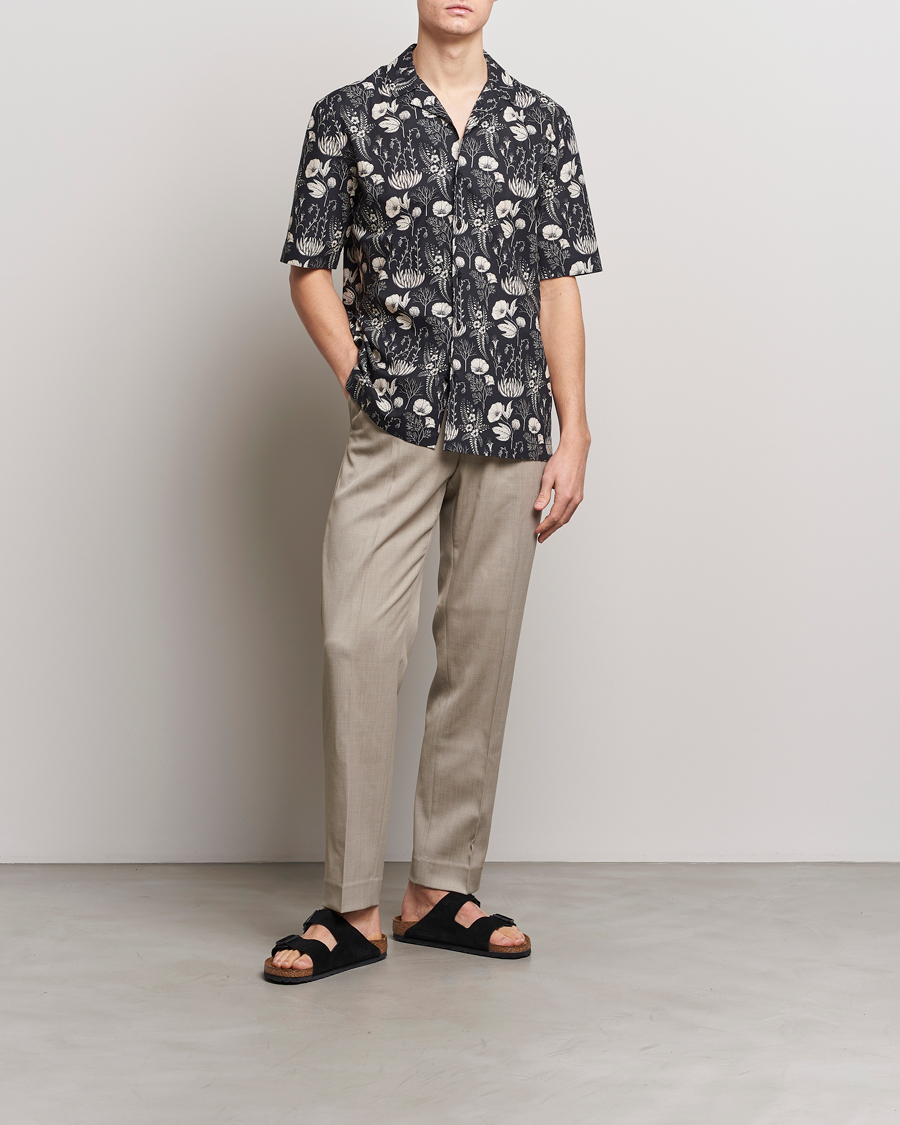 Herren | Hemden | Sunspel | Katie Scott Short Sleeve Printed Resort Shirt Black