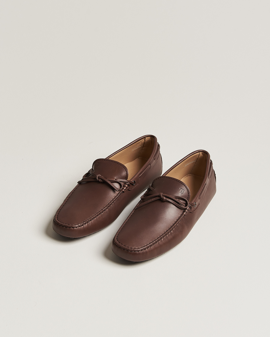 Herren | Handgefertigte Schuhe | Tod's | Lacetto Gommino Carshoe Dark Brown Calf