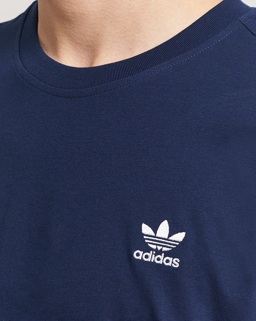 Herren | T-Shirts | adidas Originals | Essential Crew Neck T-Shirt Nindig