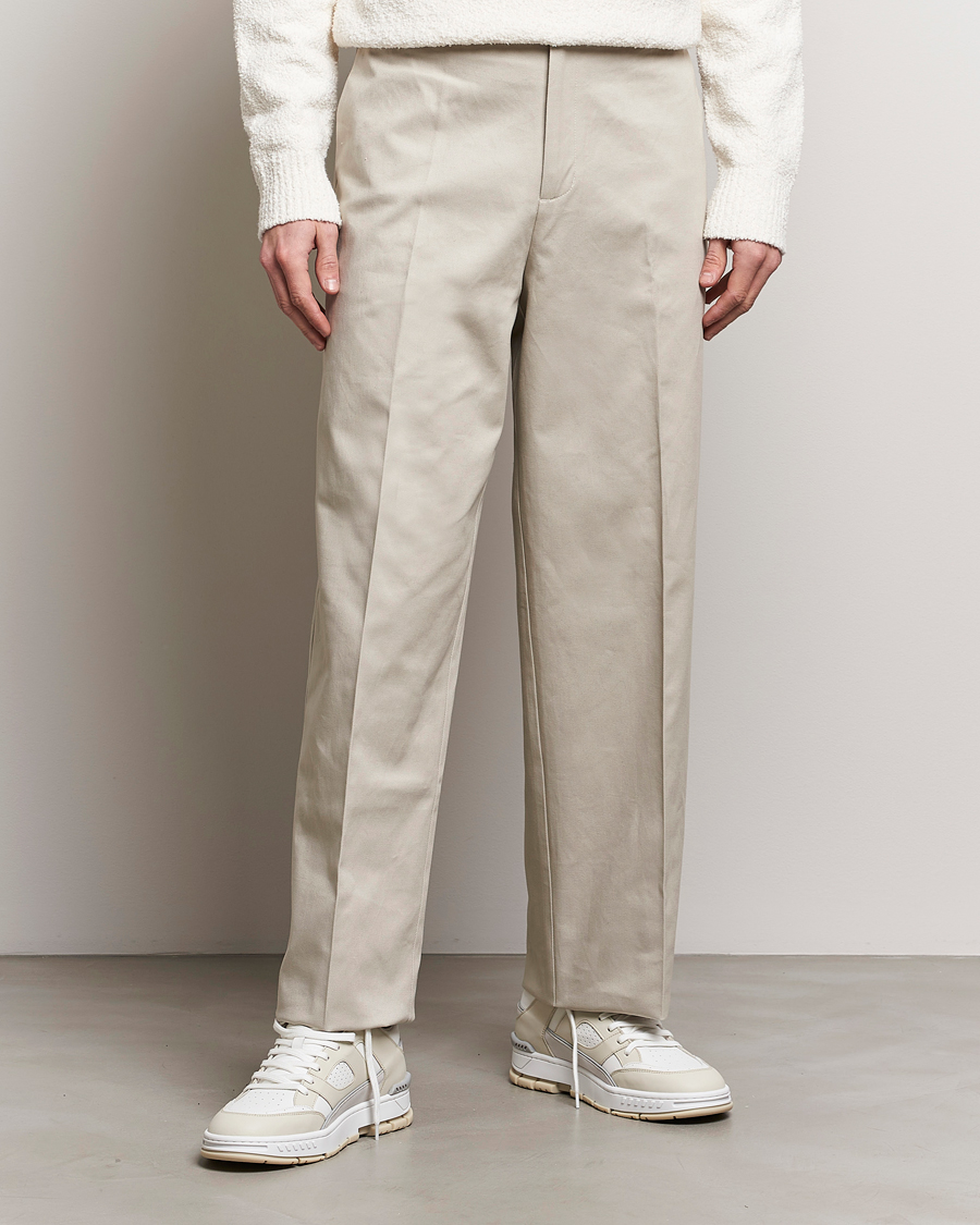 Herren |  | Axel Arigato | Serif Relaxed Fit Trousers Pale Beige