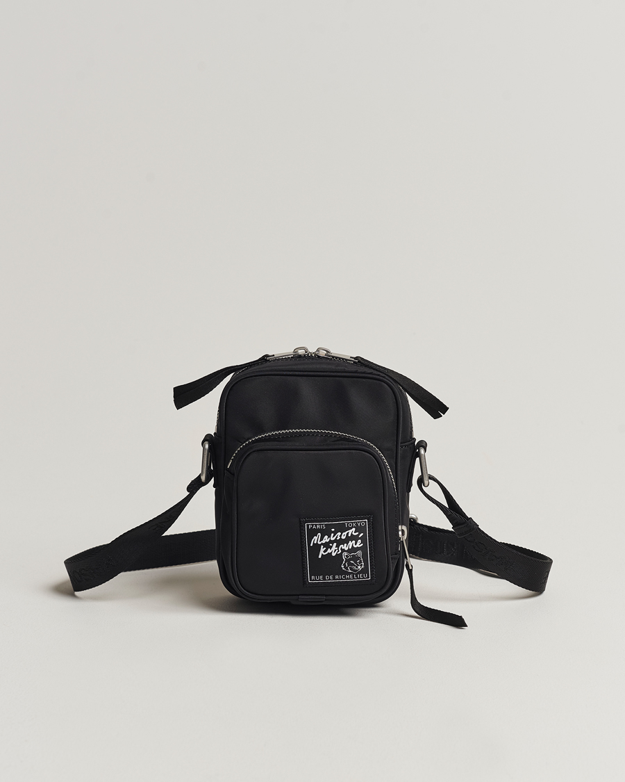 Herren | Maison Kitsuné The Traveller Crossbody Pouch Black | Maison Kitsuné | The Traveller Crossbody Pouch Black