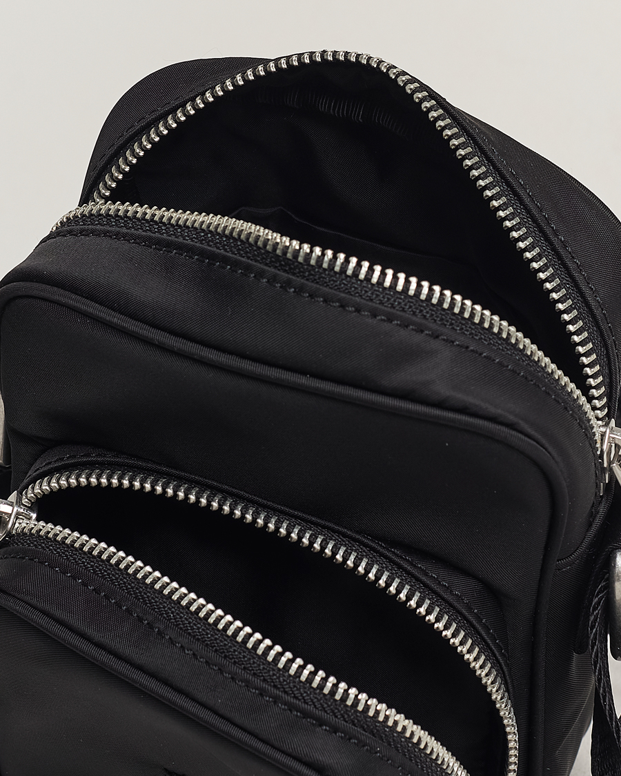 Herren | Maison Kitsuné The Traveller Crossbody Pouch Black | Maison Kitsuné | The Traveller Crossbody Pouch Black