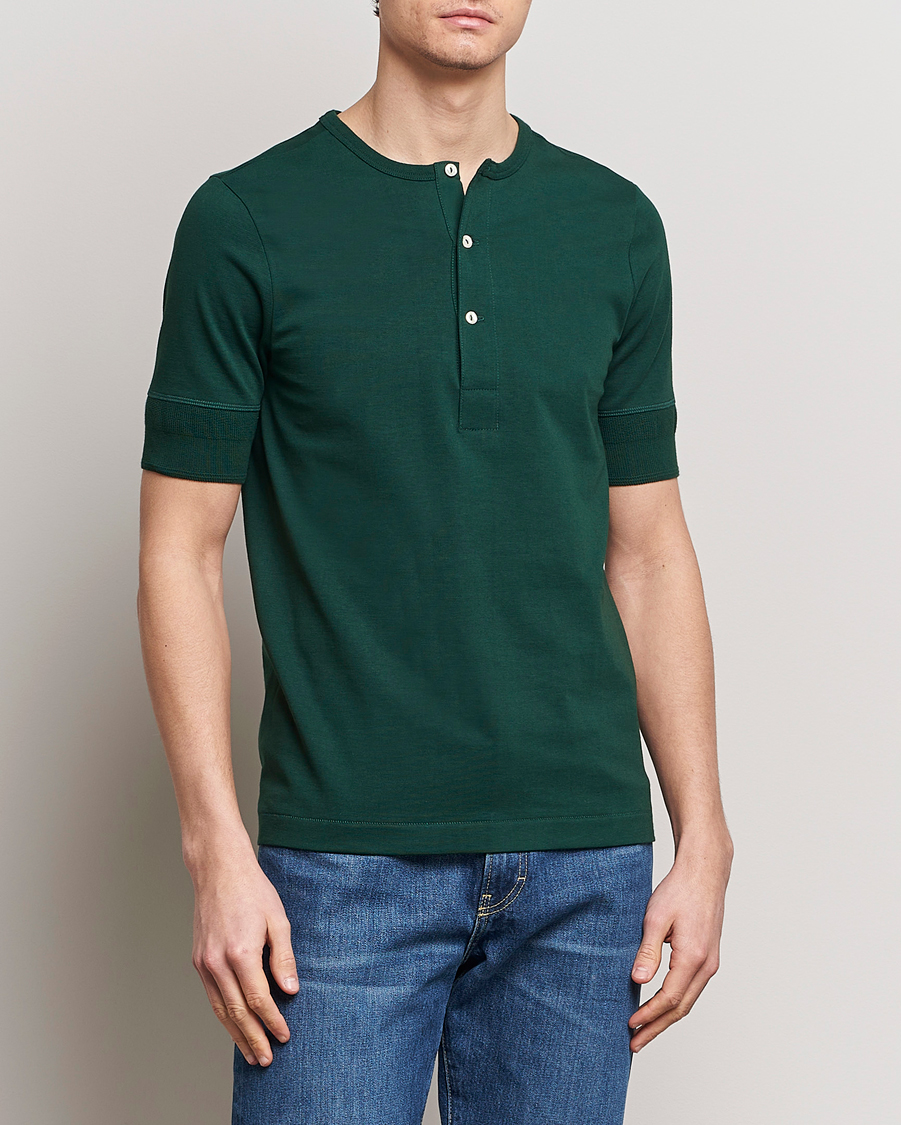 Herren | Kurzarm T-Shirt | Merz b. Schwanen | Short Sleeve Organic Cotton Henley Classic Green
