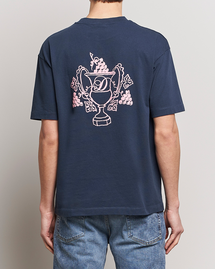 Herren | T-Shirts | Drôle de Monsieur | Blason Embroidered T-Shirt Midnight Blue