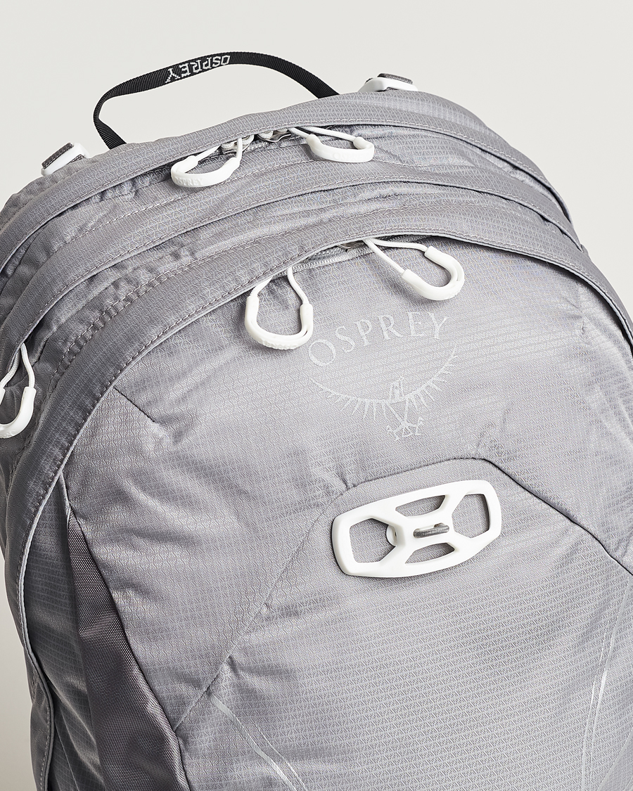 Herren | Osprey Talon Earth 22 Backpack Glacier Grey | Osprey | Talon Earth 22 Backpack Glacier Grey
