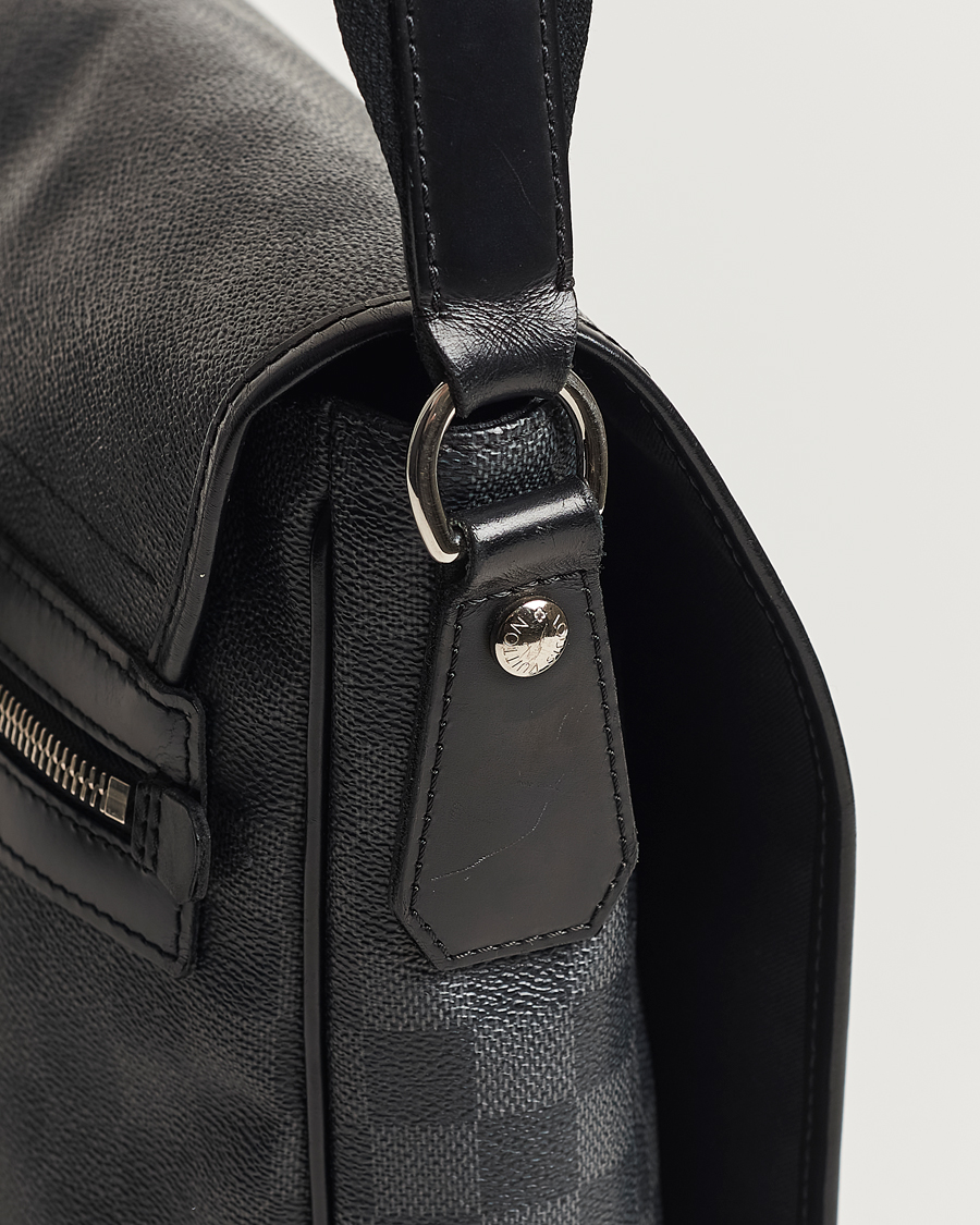 Herren | Louis Vuitton Pre-Owned Daniel MM Satchel Leather Bag Damier Graphite | Louis Vuitton Pre-Owned | Daniel MM Satchel Leather Bag Damier Graphite