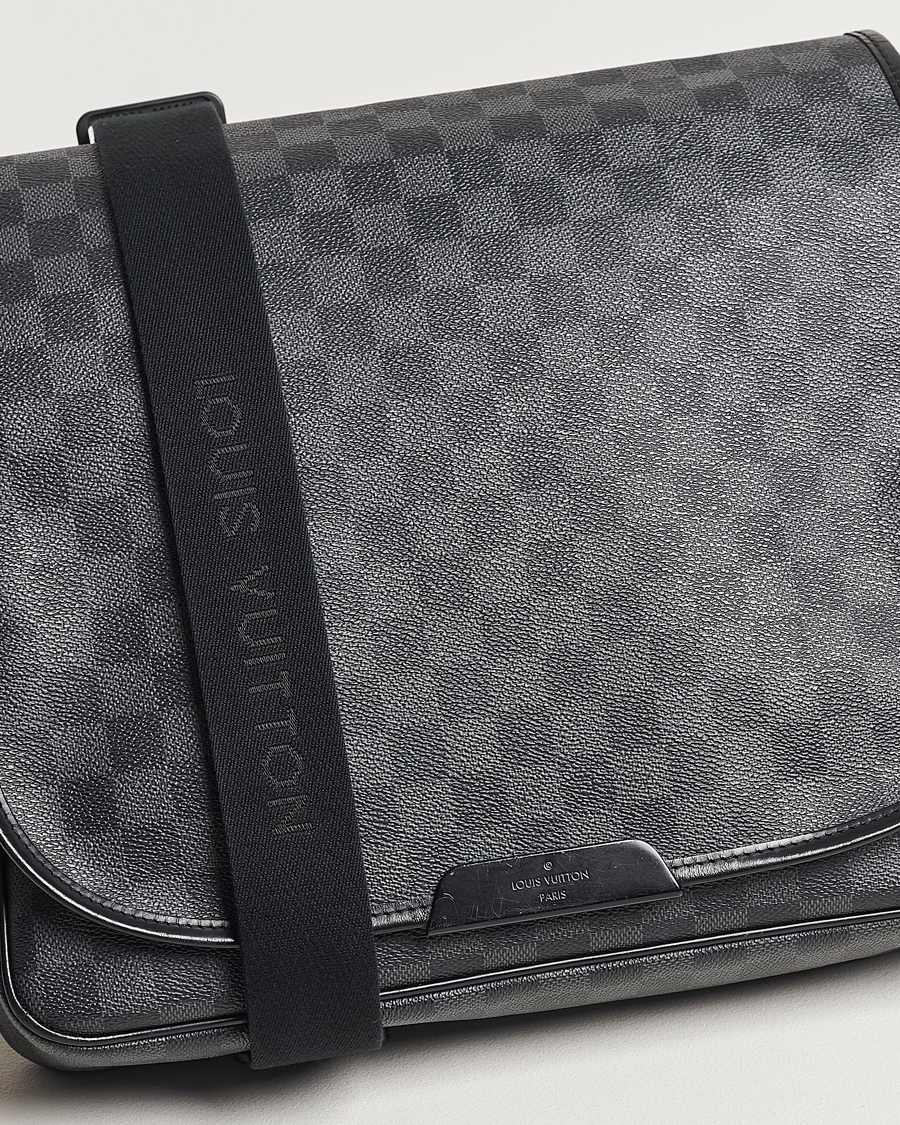 Herren | Louis Vuitton Pre-Owned Daniel MM Satchel Leather Bag Damier Graphite | Louis Vuitton Pre-Owned | Daniel MM Satchel Leather Bag Damier Graphite