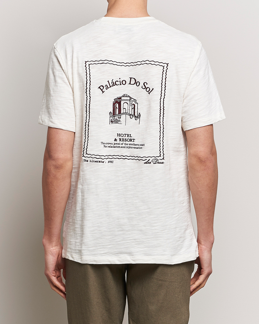 Herren | T-Shirts | LES DEUX | Hotel Embroidery T-Shirt Ivory
