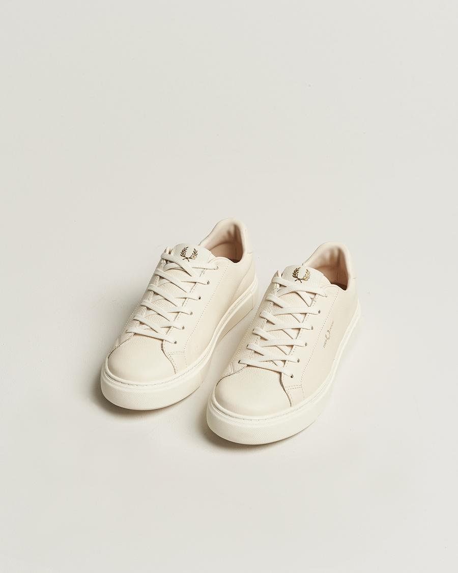 Herren | Weiße Sneakers | Fred Perry | B71 Grained Leather Sneaker Ecru