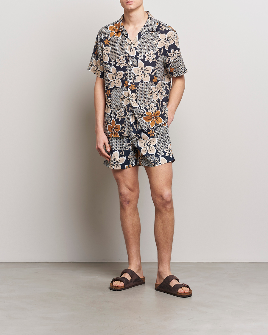 Herren | J.Lindeberg Banks Floral Swin Trunks Island Floral Mix | J.Lindeberg | Banks Floral Swin Trunks Island Floral Mix