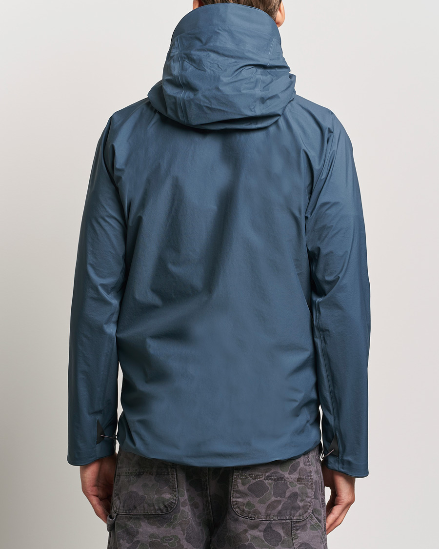 Herren | Jacken | Klättermusen | Asynja Lightweight Waterproof Jacket Midnight Blue