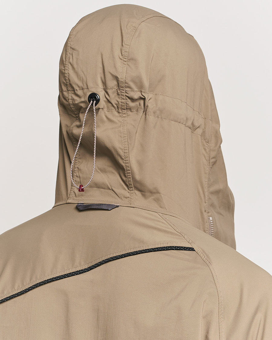 Herren | Jacken | Klättermusen | 74 Levitend Active Hooded Jacket Dark Khaki