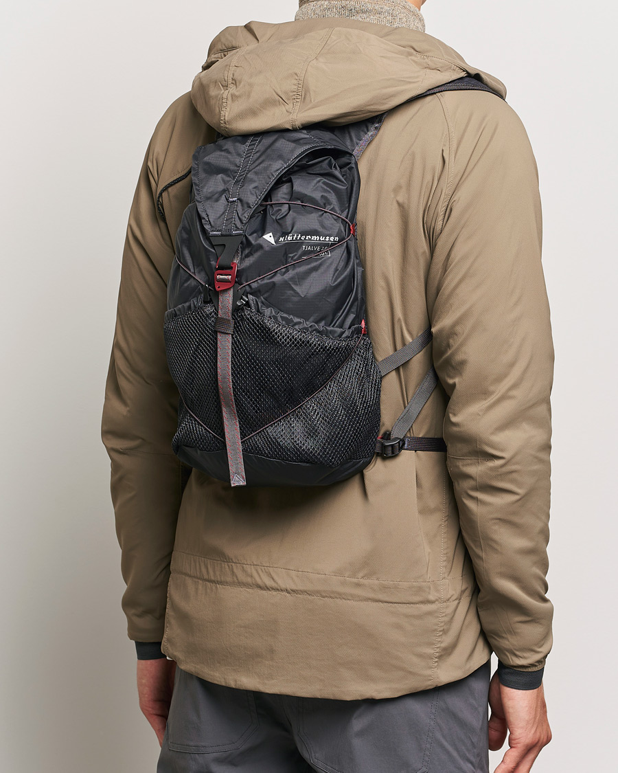 Klättermusen Tjalve 2.0 Backpack 10L Raven bei Care of Carl