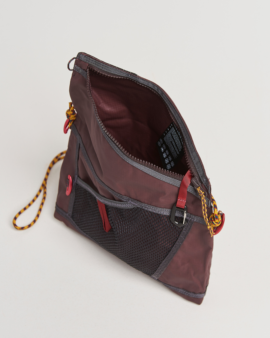 Herren | Klättermusen Hrid 3L Accessory Bag Amaranth Red | Klättermusen | Hrid 3L Accessory Bag Amaranth Red