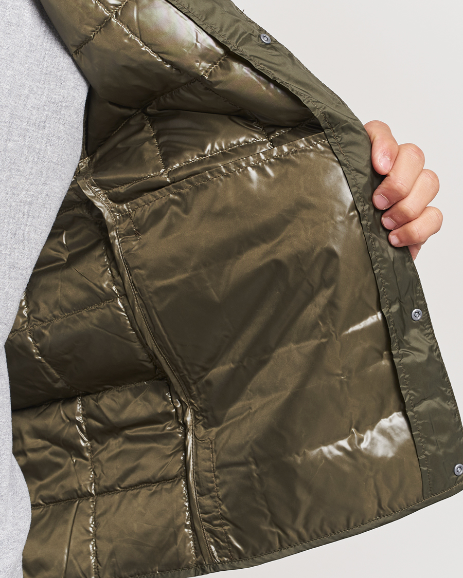 Herren | Jacken | TAION | V-Neck Lightweight Down Vest Dark Olive