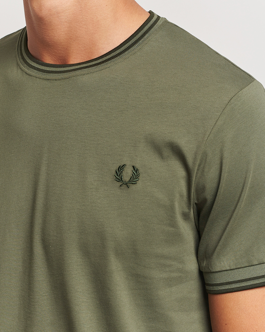 Herren | T-Shirts | Fred Perry | Twin Tipped T-Shirt Laurel Green