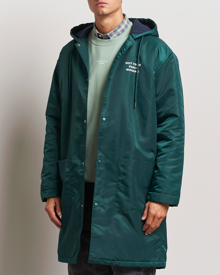 Herren | Jacken | Drôle de Monsieur | La Parka Slogan Coat Dark Green