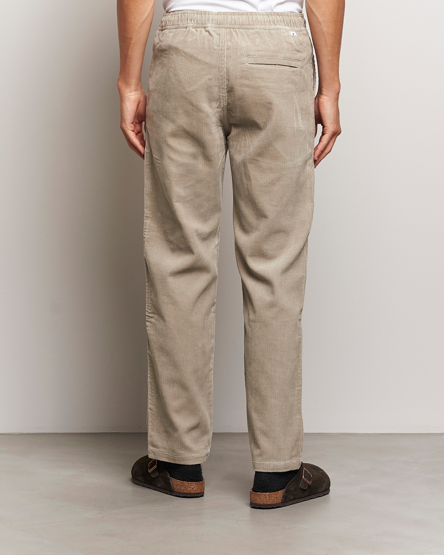 Herren | Hosen | Samsøe Samsøe | Jabari Corduroy Drawstring Trousers Abbey Stone