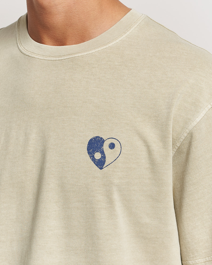 Herren | T-Shirts | Samsøe Samsøe | Poetry Printed T-Shirt Abbey Stone Balance