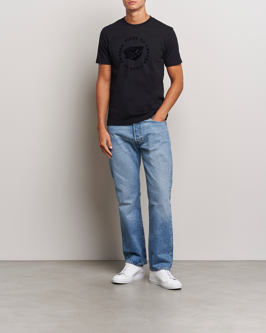 Herren | T-Shirts | Tiger of Sweden | Dillan Logo Crew Neck T-Shirt Black