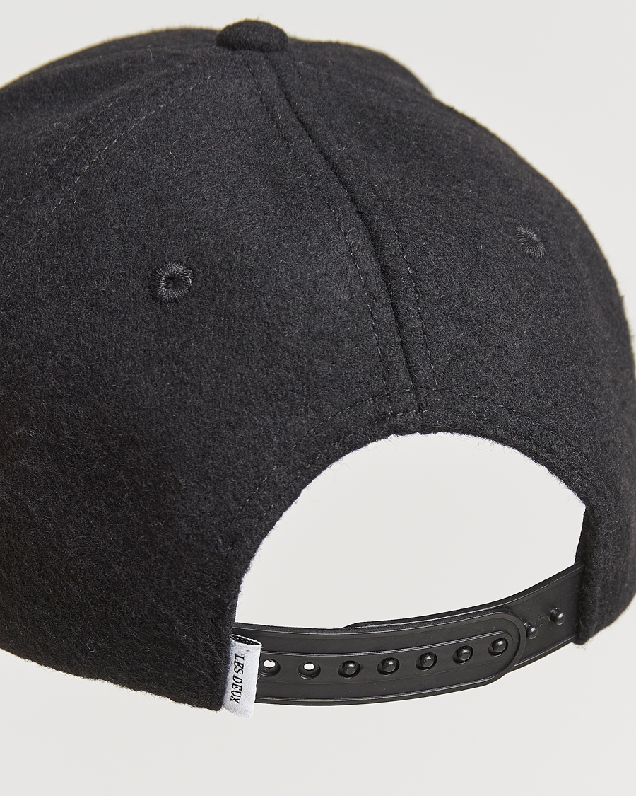 Herren | Les Deux Encore Wool Baseball Cap Black/Ivory | LES DEUX | Encore Wool Baseball Cap Black/Ivory