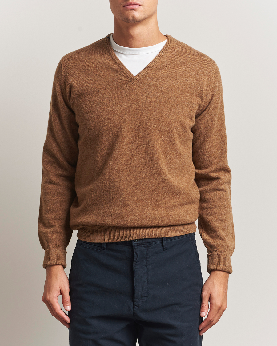 Herren | Pullover | William Lockie | Rob Lambswool V-Neck Savannah