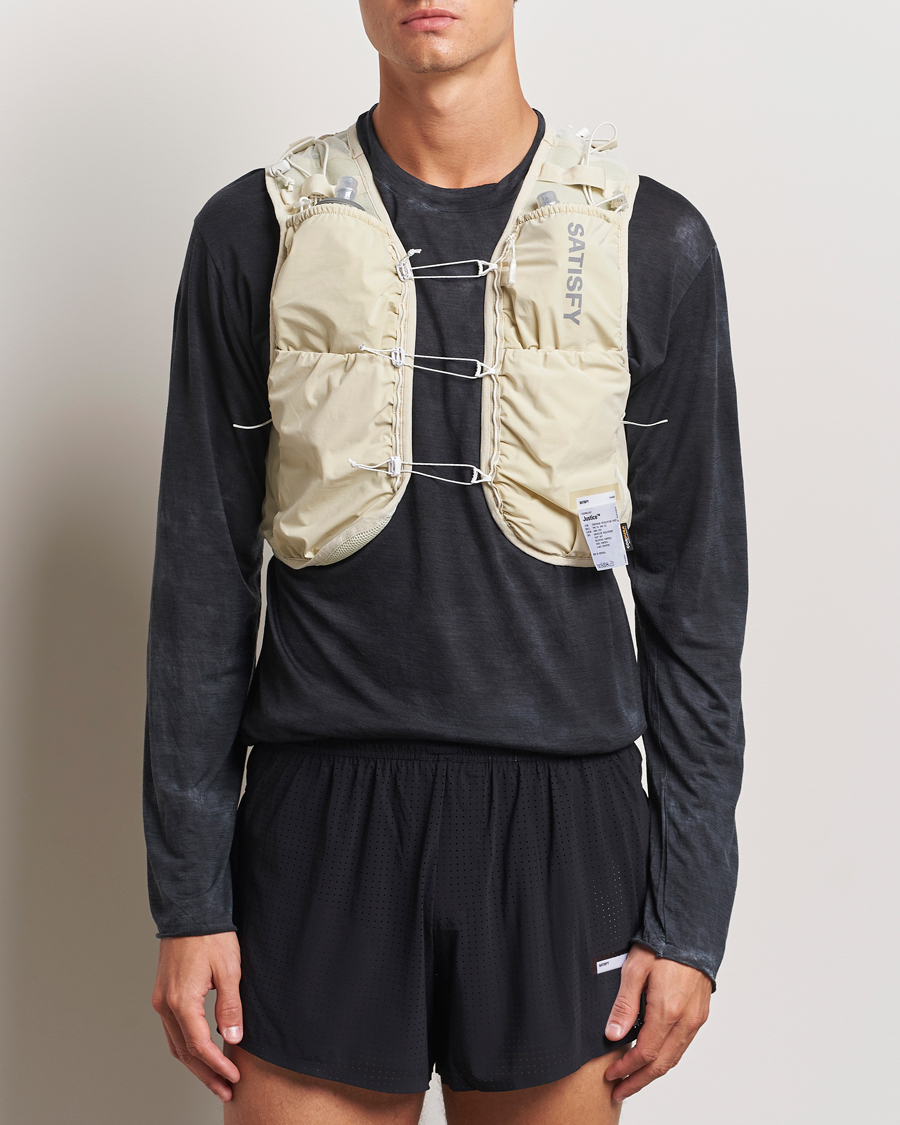 Herren | Satisfy Justice Cordura Hydration Vest Mineral Off White | Satisfy | Justice Cordura Hydration Vest Mineral Off White