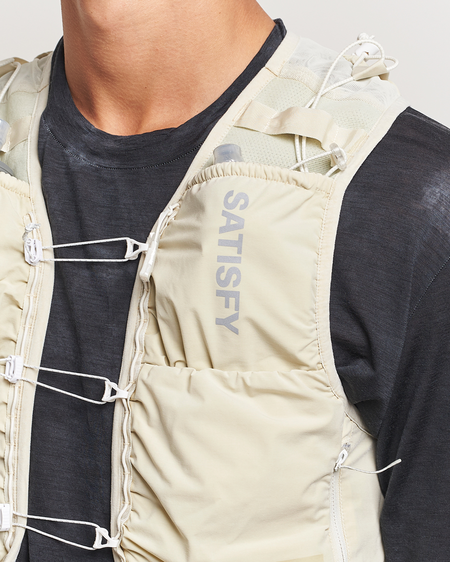 Herren | Satisfy Justice Cordura Hydration Vest Mineral Off White | Satisfy | Justice Cordura Hydration Vest Mineral Off White