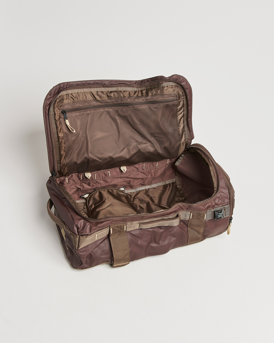 Herren | The North Face Base Camp Voyager Duffel 32L Brown | The North Face | Base Camp Voyager Duffel 32L Brown