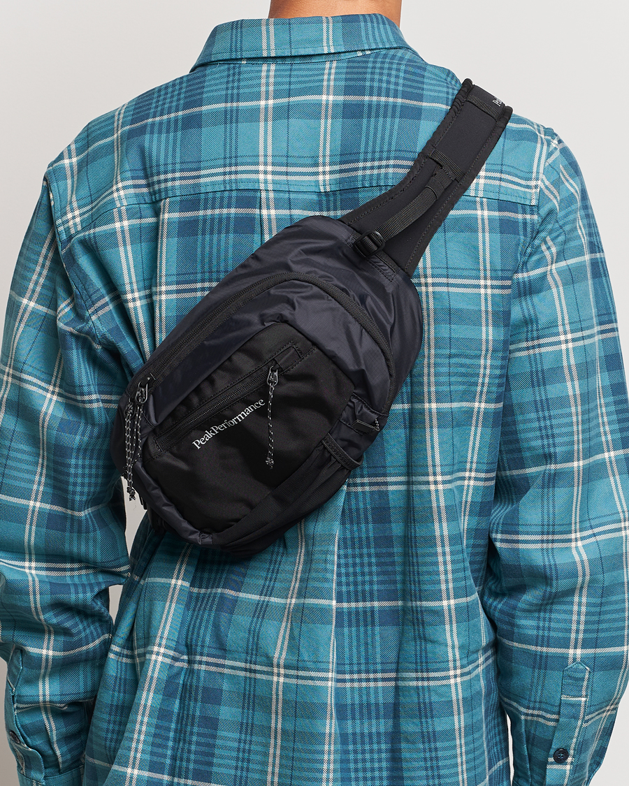 Herren | Peak Performance Outdoor Slingbag Black | Peak Performance | Outdoor Slingbag Black