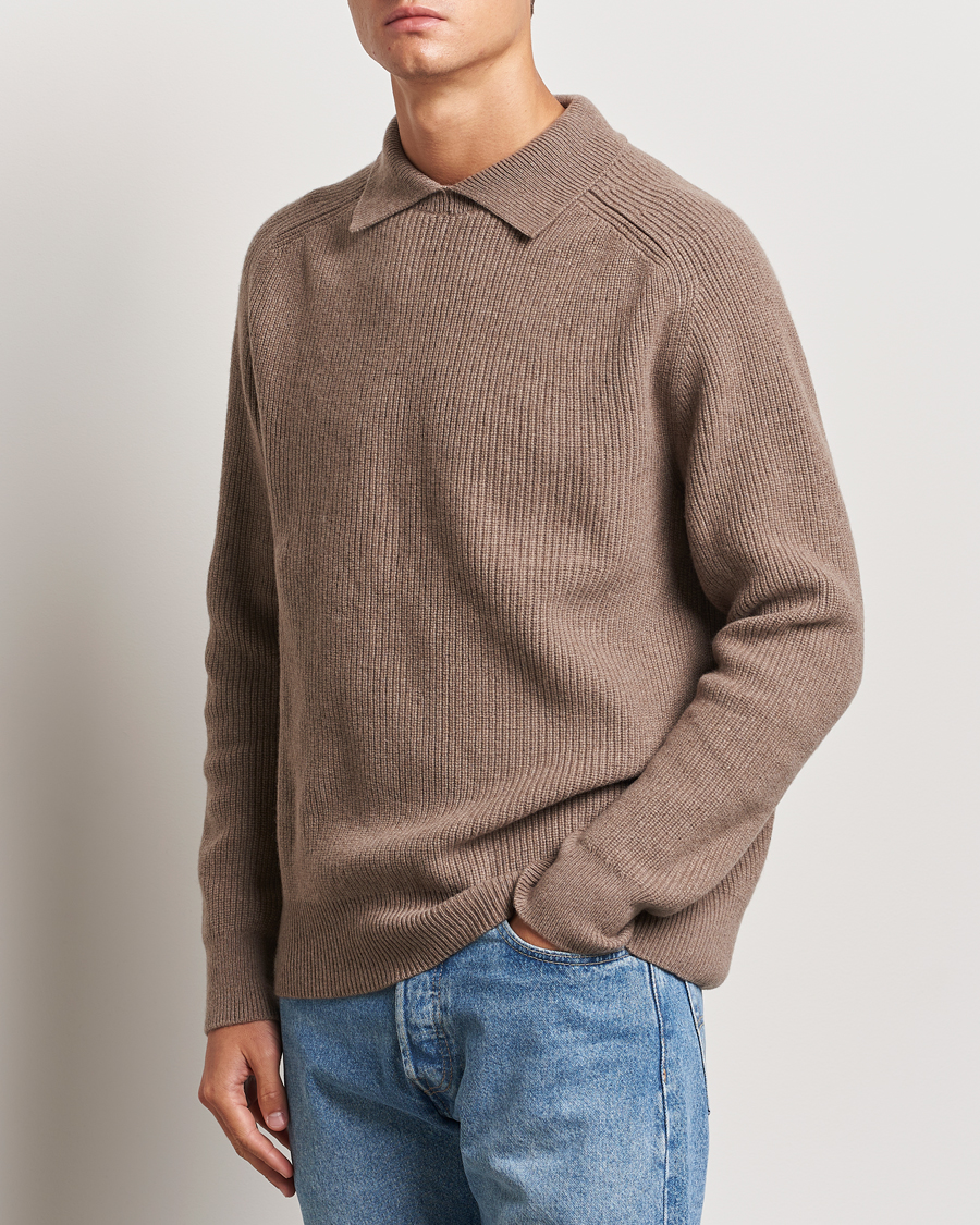 Herren | Pullover | Sunspel | Ribbed Wool/Cashmere Poloneck Sandstone