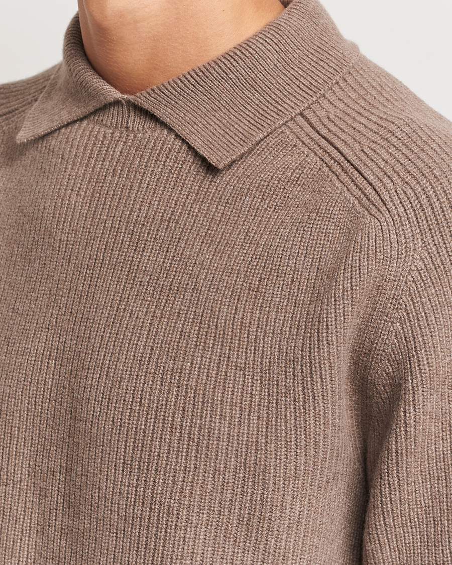 Herren | Pullover | Sunspel | Ribbed Wool/Cashmere Poloneck Sandstone