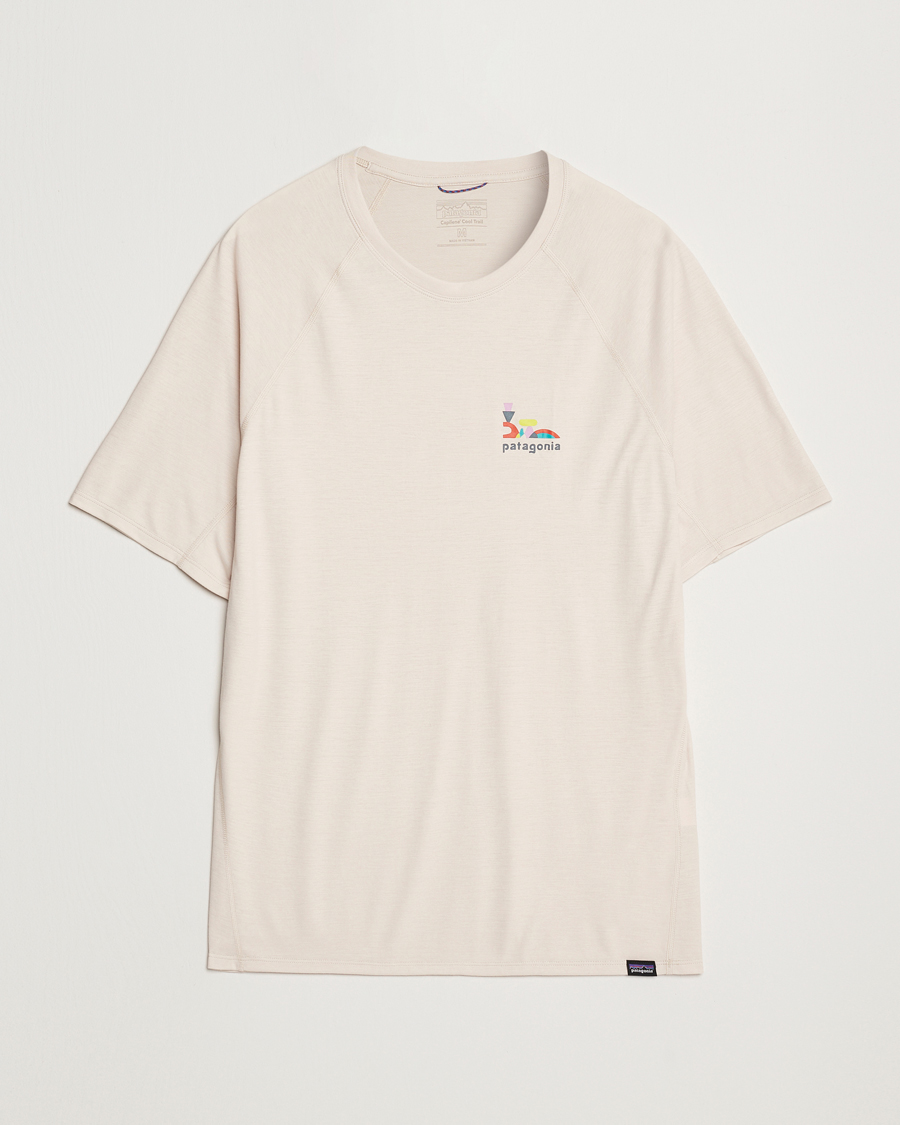 Herren | T-Shirts | Patagonia | Short Sleeve Cap Cool Trail Graphic Shirt Pumice