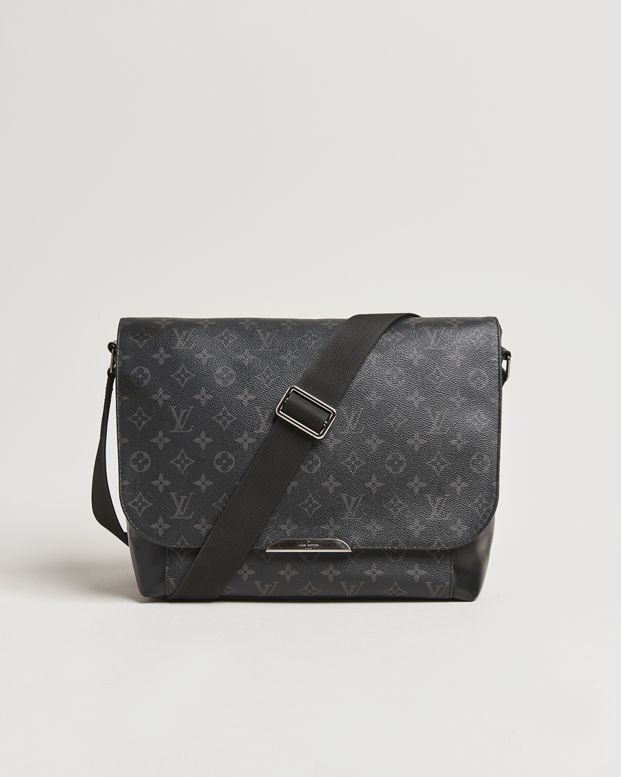 Herren | Louis Vuitton Pre-Owned Explorer Messenger Bag Monogram Eclipse | Louis Vuitton Pre-Owned | Explorer Messenger Bag Monogram Eclipse