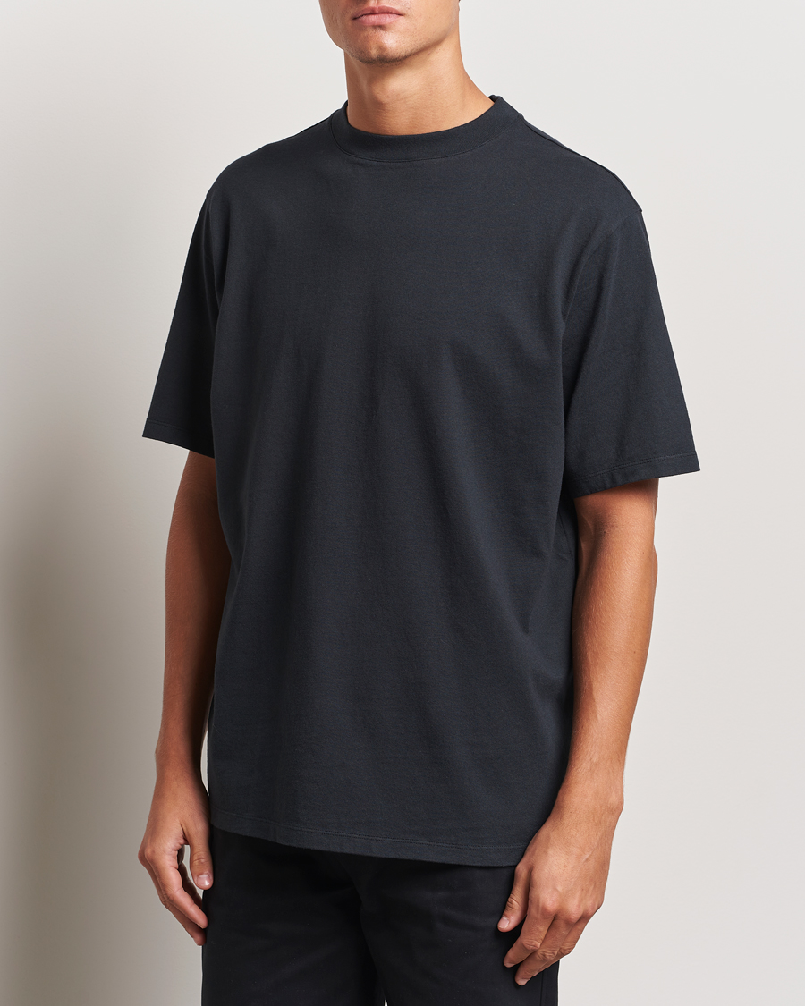 Herren | T-Shirts | A Day's March | Tron Relaxed T-Shirt Black