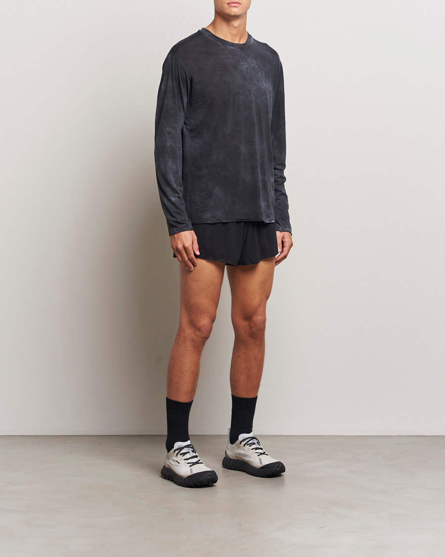 Herren | Shorts | Satisfy | Space-O 2.5 Distance Shorts Black