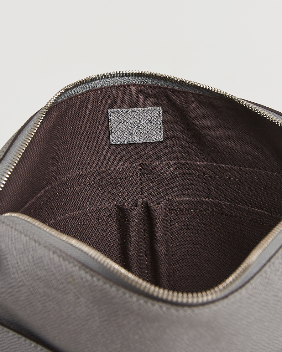 Herren | Louis Vuitton Pre-Owned Gray Taiga PM Messenger Bag Grigori | Louis Vuitton Pre-Owned | Gray Taiga PM Messenger Bag Grigori